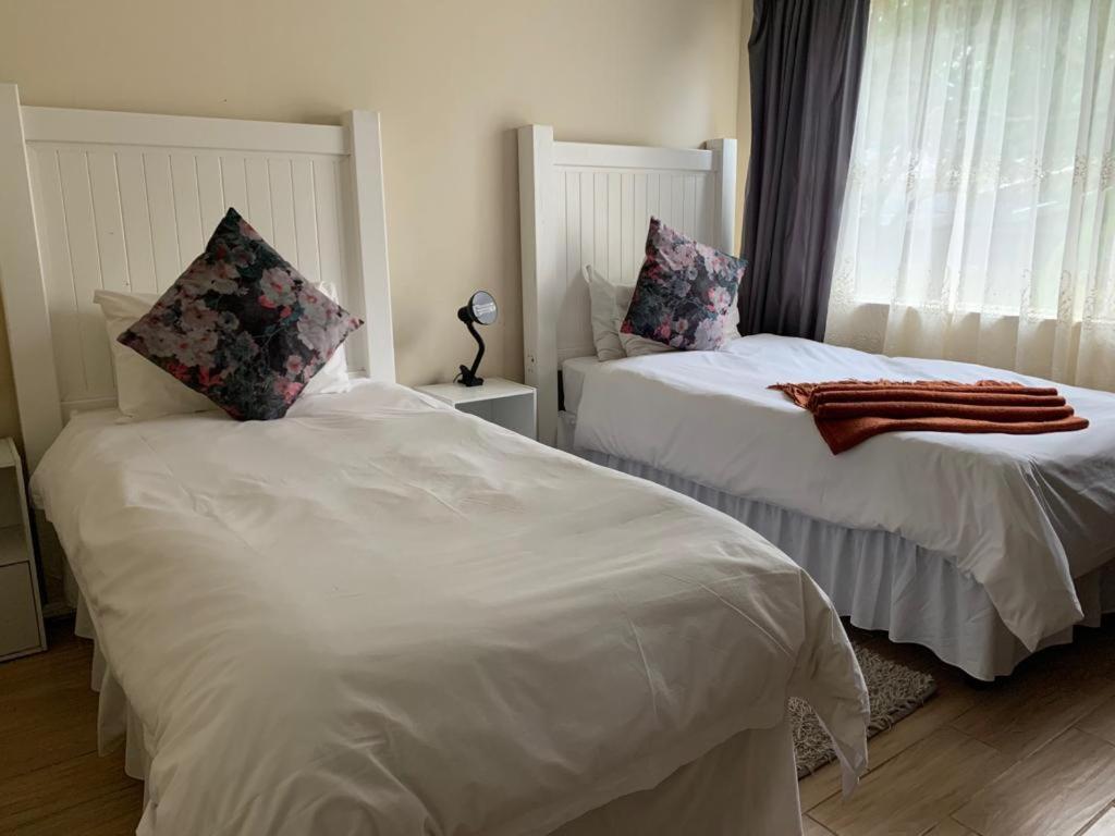 Appartamento 77 On Sissons Mthatha Esterno foto